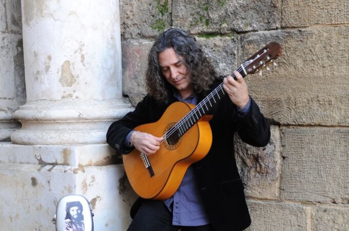 Sevilla.- El guitarrista almeriense 'Tomatito' regresa al Teatro de la Maestranza este sábado 17 de febrero