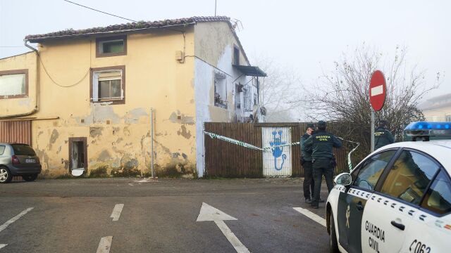 Piden prisión permanente revisable al acusado de asesinar a su mujer y bebé en Liaño (Cantabria)