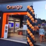 Economía/Empresas.- Orange obtuvo un beneficio neto de 2.440 millones de euros en 2023, casi un 14% más