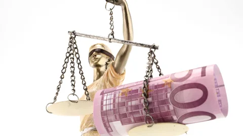 La inseguridad jurídica: el lastre de la economía española