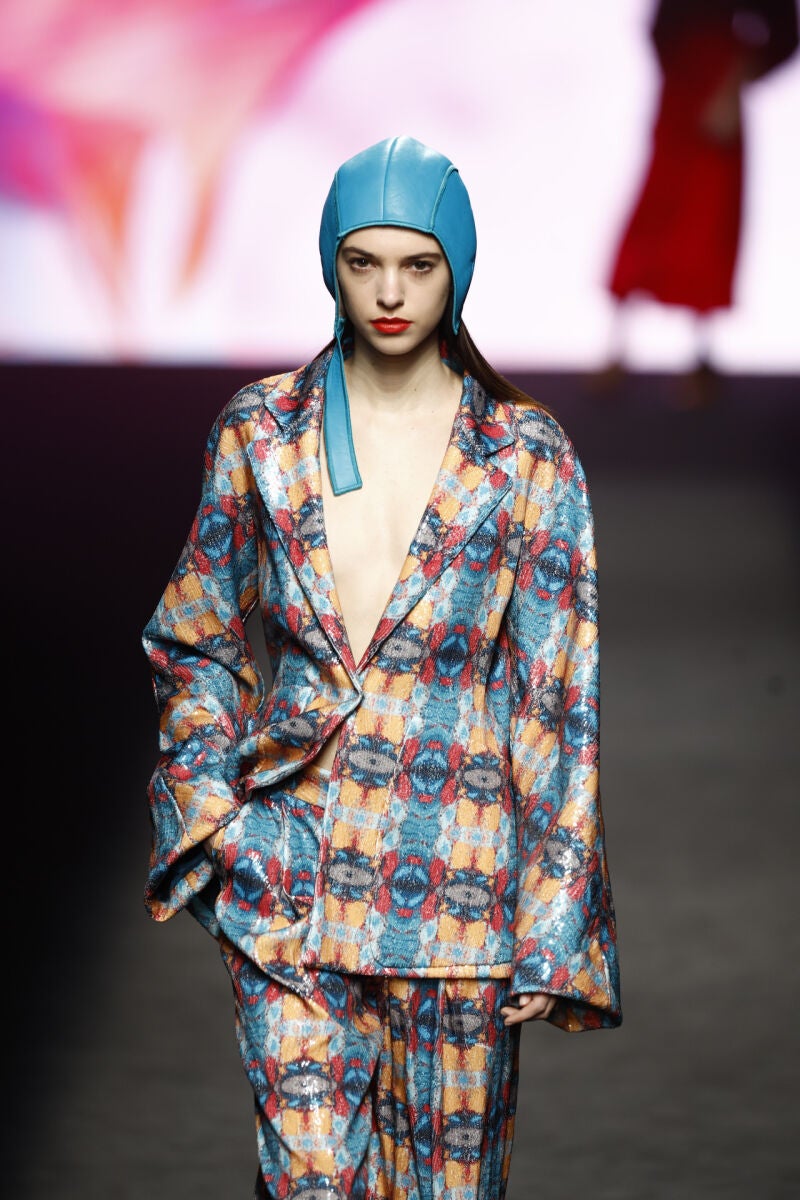Moda moda: Tamara Falcó tiene la chaqueta sahariana que se convertirá en  viral esta primavera