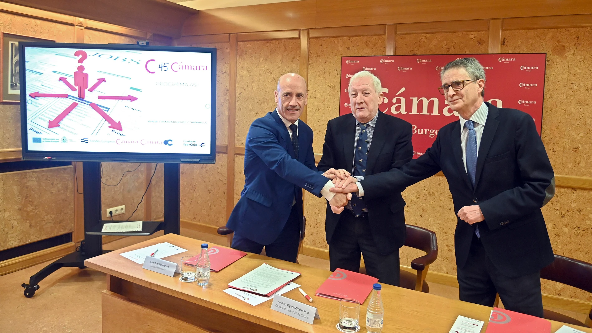 La Cámara de Comercio, Fundación Círculo y Fundación Ibercaja firman un convenio de colaboración para la ejecución del programa 45+