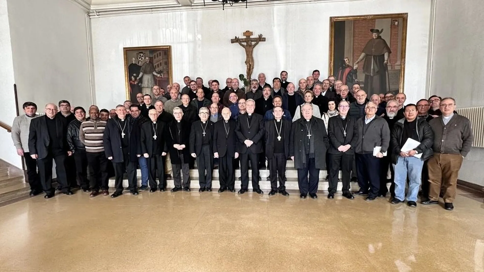 Foto de familia de los obispos, vicarios y arciprestes de Castilla y León