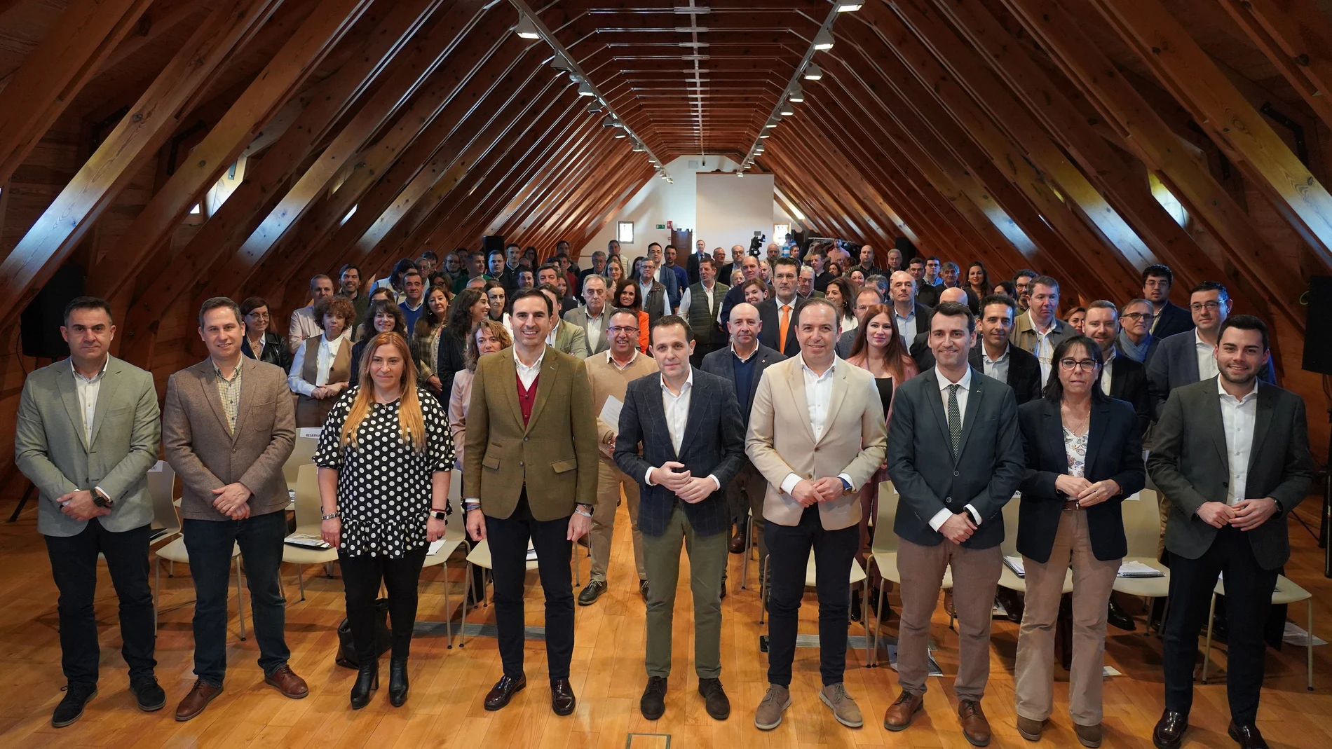 Jornada informativa de la Diputación de Valladolid con la presencia de Conrado Íscar