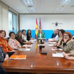 La consejera de Política Social, Familias y Mujer, Conchita Ruiz, durante el Consejo Asesor de la Mujer con la participación de los principales colectivos de mujeres de la Región de Murcia