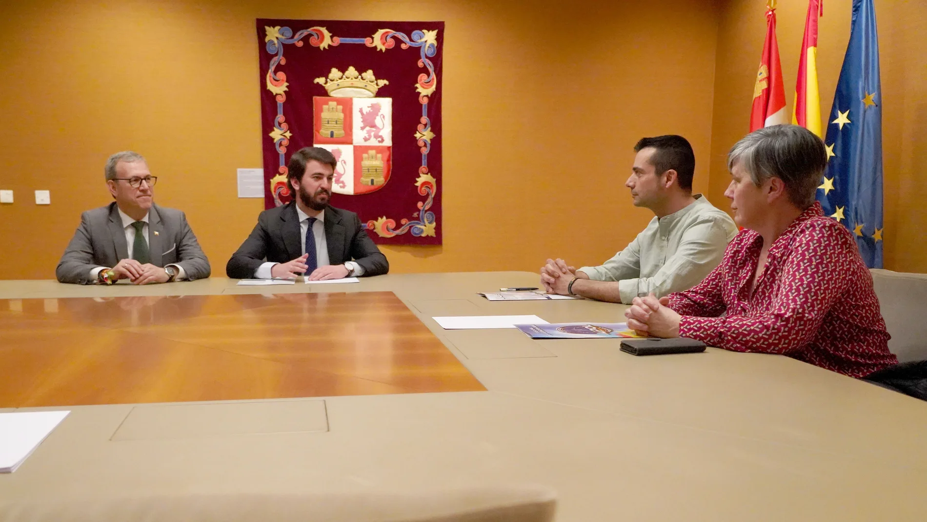 García-Gallardo y Veganzones se reúnen con representantes del sindicato Justicia Policial (Jupol) y Justicia Guardia Civil (Jucil)
