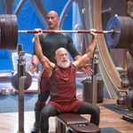 Cuerpo de veinteañero con casi 70 años: el secreto mejor guardado del actor JK Simmons para tener unos bíceps de acero