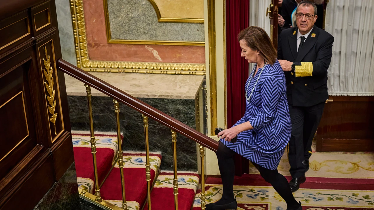 El obligado cese de la presidenta Armengol