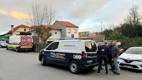 La Policía científica el día que se halló el cadaver.
