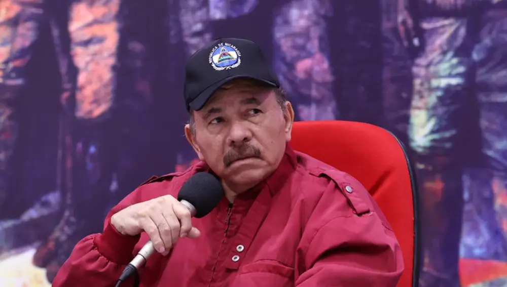 Daniel Ortega reaparece en público 56 días después en un acto en homenaje a Sandino