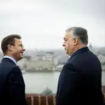El primer ministro sueco, Ulf Kristersson, visitó este viernes a Viktor Orban en Budapest