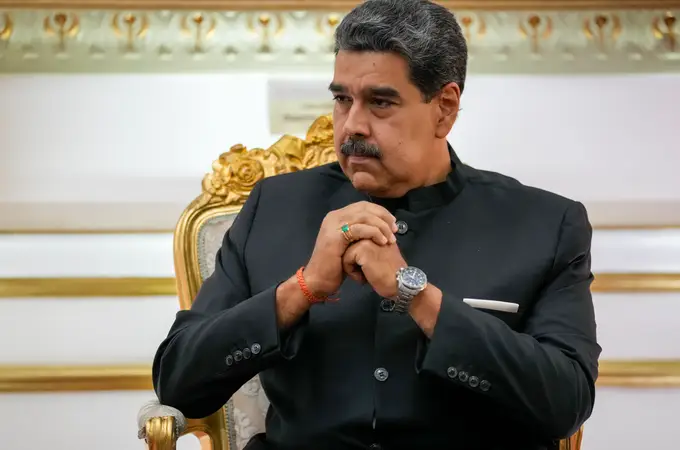 A Maduro solo le queda la fuerza