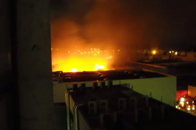 Incendio de Valencia: “Los materiales usados no solo son combustibles, también propagadores”, señala un experto