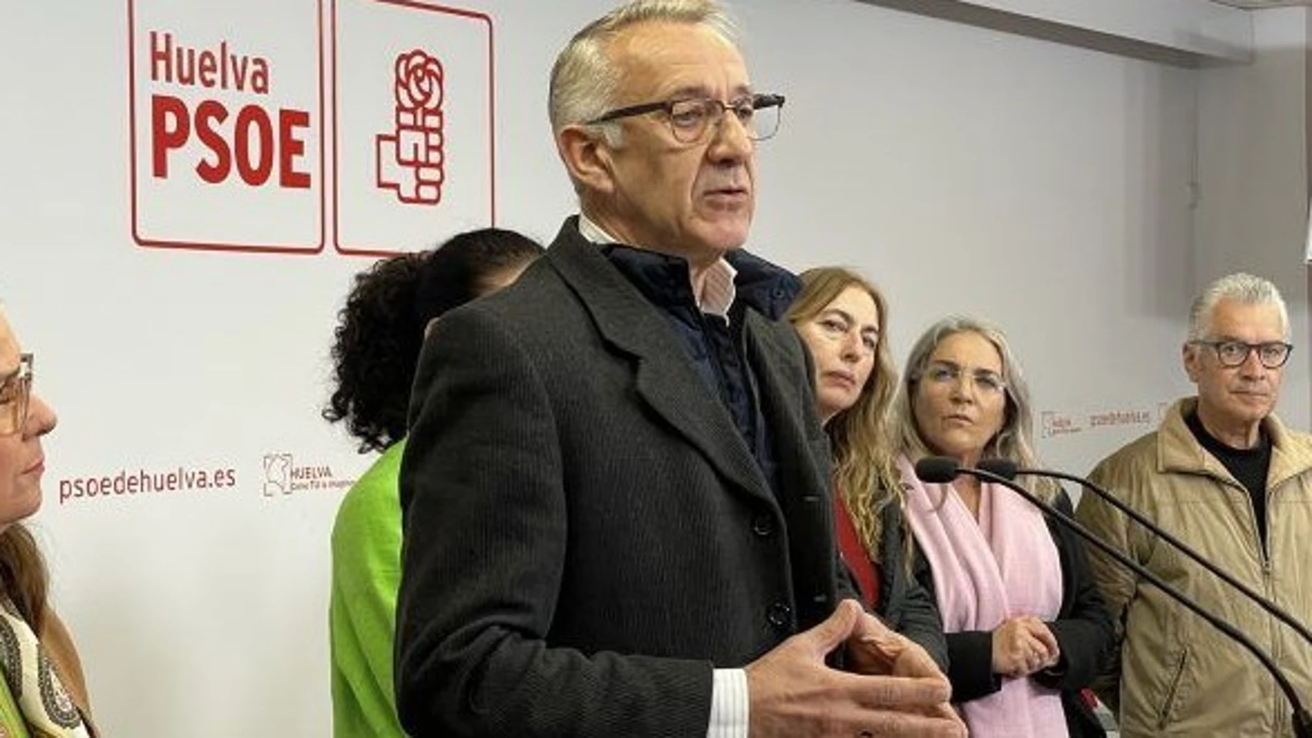 El alcalde de Bonares (Huelva), Juan Antonio García, interpondrá denuncia ante el atentado sufrido contra su intimidad.PSOE HUELVA24/02/2024