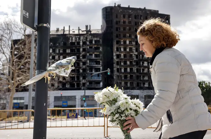 Las vidas que truncó el incendio de Valencia: de la familia entera a la profesora de filosofía