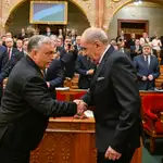 Viktor Orban felicita al nuevo presidente húngaro, Tamas Sulyok, tras su elección por el Parlamento el 26 de febrero