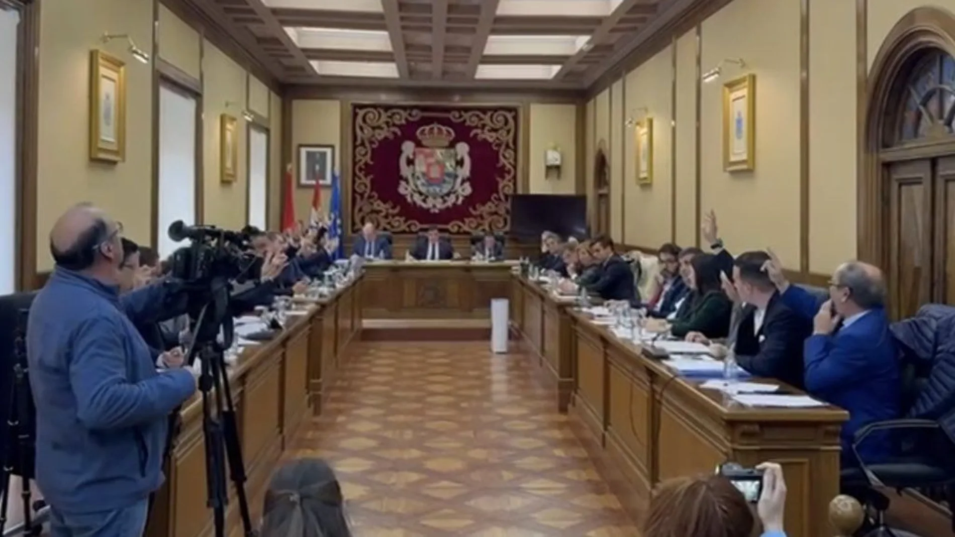 Pleno de la Diputación de Ávila, donde se han aprobado dos mociones de apoyo al campo y sus reivindicaciones