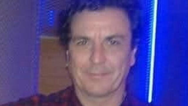 Paco Arnal Fentanes, conocido como Paquete, uno de los grandes nombres de la noche y el ocio en la ciudad del Turia