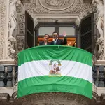 El significado de la bandera verde y blanca de Andalucía
