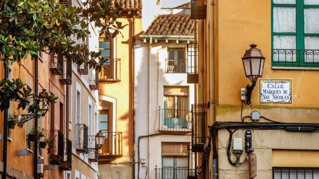 España destaca entre todos los países gracias a su cultura, gastronomía e historia, lo que incrementa el turismo