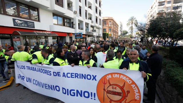 Marcha en Algeciras de los trabajadores de Acerinox