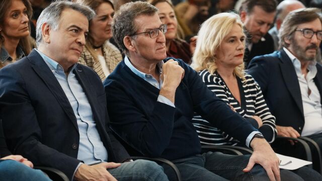 Feijóo dice que con Javier de Andrés "van a por todas" y "van a subir de categoría al País Vasco"
