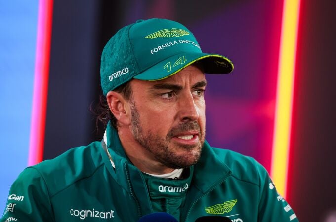 La frase de Fernando Alonso por radio a los mecánicos que se hace viral en la F1 de Bahrein