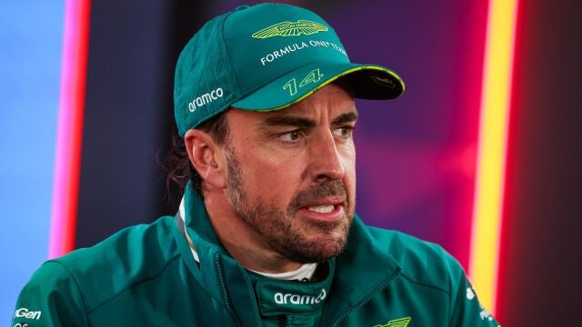 La frase de Fernando Alonso por radio a los mecánicos que se hace viral en la F1 de Bahrein