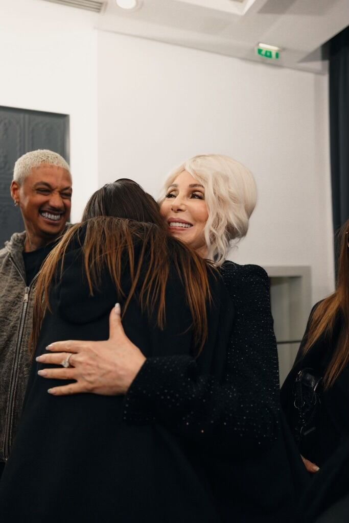 Cher en el desfile de Vetements en la paris Fashion Week.