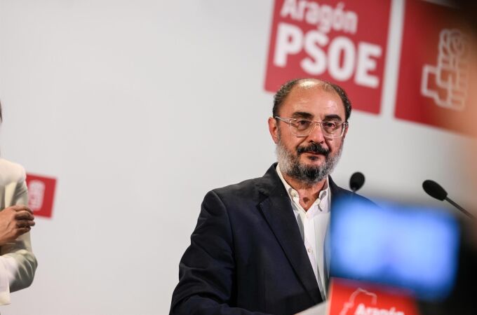 Lambán afirma que el socialismo vive un momento de "crisis y angustia" tras el "declive electoral" y el 'caso Koldo'