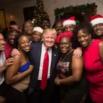 Imagen generada por IA de Donald Trump en una fiesta con afroamericanos