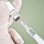 Sevilla.- Un estudio del IBiS revela la eficacia de administrar simultáneamente las vacunas del covid y la gripe
