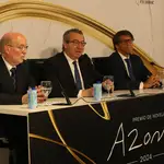 Juan de Dios Navarro, Toni Pérez y Carlos Creuheras, en la presentación de los finalistas