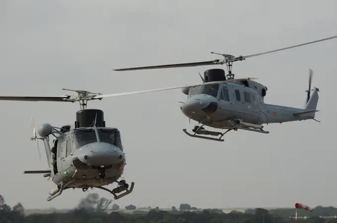 Los veteranos helicópteros AB-212 que dará de baja la Armada se los quedará el Ejército de Tierra