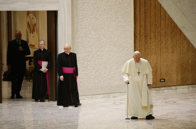 El Papa ordena una investigación preliminar contra el cardenal Lacroix para investigar denuncias de abusos