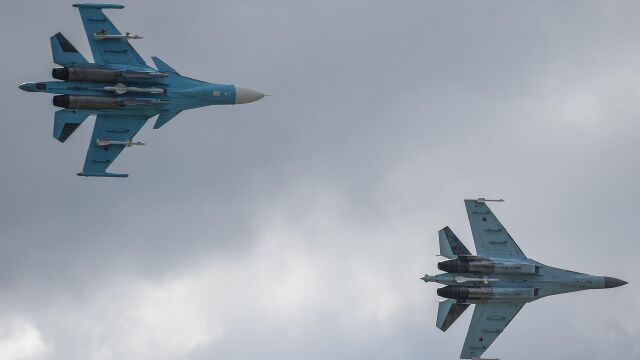 Rusia/Francia.- Rusia intercepta un avión de alerta temprana y dos cazas franceses sobre el mar Negro