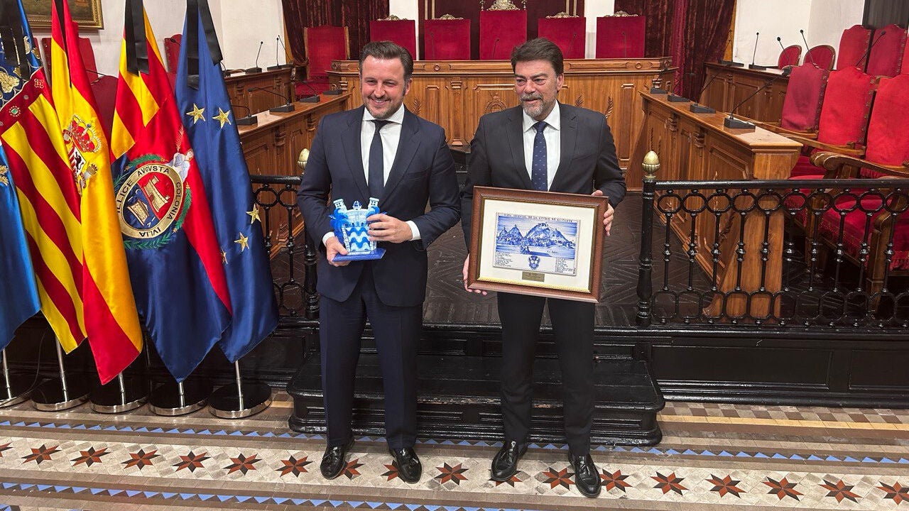 Segunda cumbre Alicante y Elche: frente común para lograr la variante ...