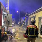 Cinco personas escapan de las llamas tras incendiarse una vivienda en Zamora 