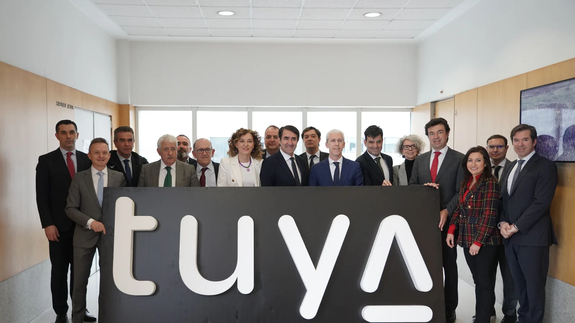 El consejero Suárez-Quiñones hace balance del Plan Tuya