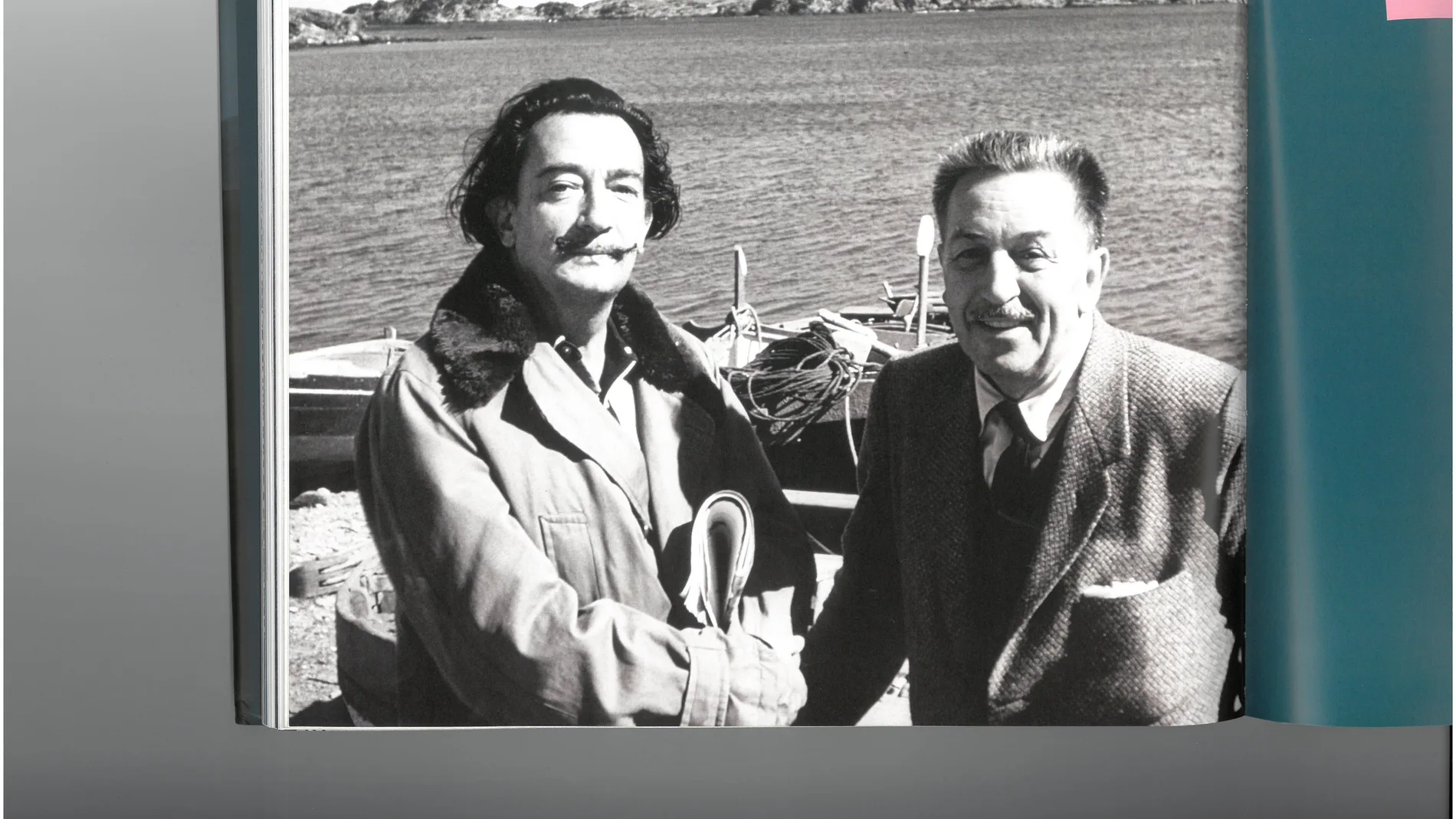 Dalí y Disney en Portlligat, en 1957
