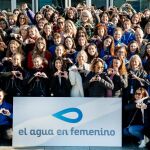 Global Omnium reúne la mayor concentración de Mujeres en “El Agua en Femenino” por el 8M