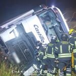 Camión volcado en Sevilla