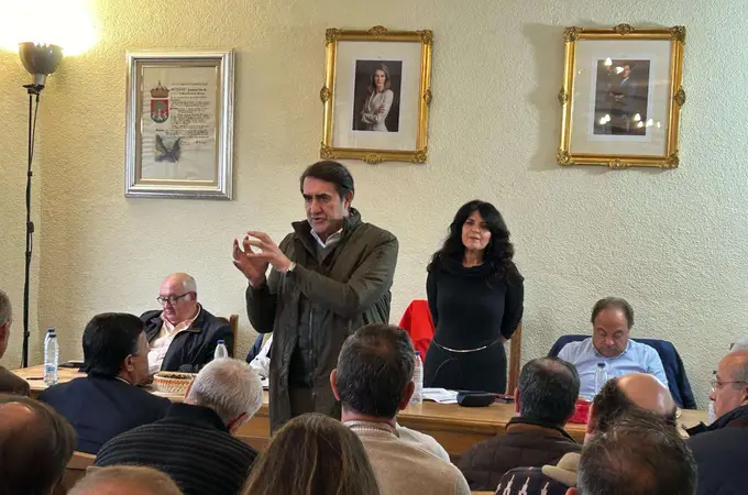 Suárez-Quiñones defiende la caza “para preservar los daños a la agricultura”
