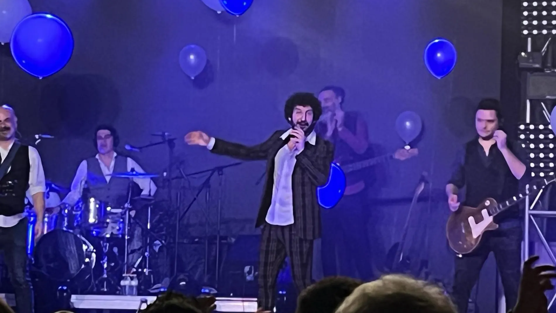 Marwan durante su concierto anoche en Alicante.