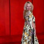 Pamela Anderson sin maquillaje en los Oscar.