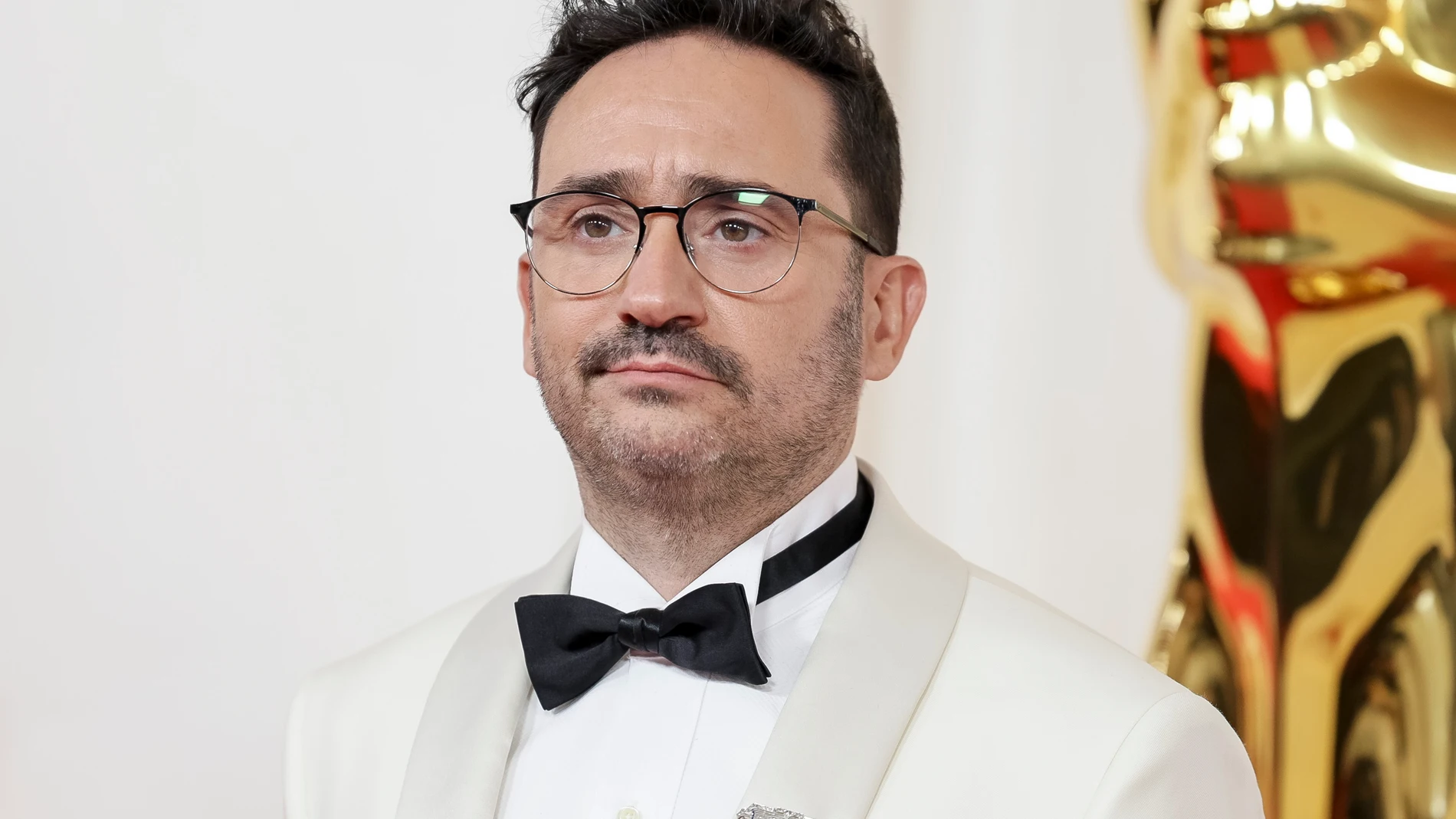 Los Angeles (United States), 10/03/2024.- Spanish filmmaker Juan Antonio Garcia Bayona arrives for the 96th annual Academy Awards ceremony at the Dolby Theatre in the Hollywood neighborhood of Los Angeles, California, USA, 10 March 2024. The Oscars are presented for outstanding individual or collective efforts in filmmaking in 23 categories. EFE/EPA/ALLISON DINNER 