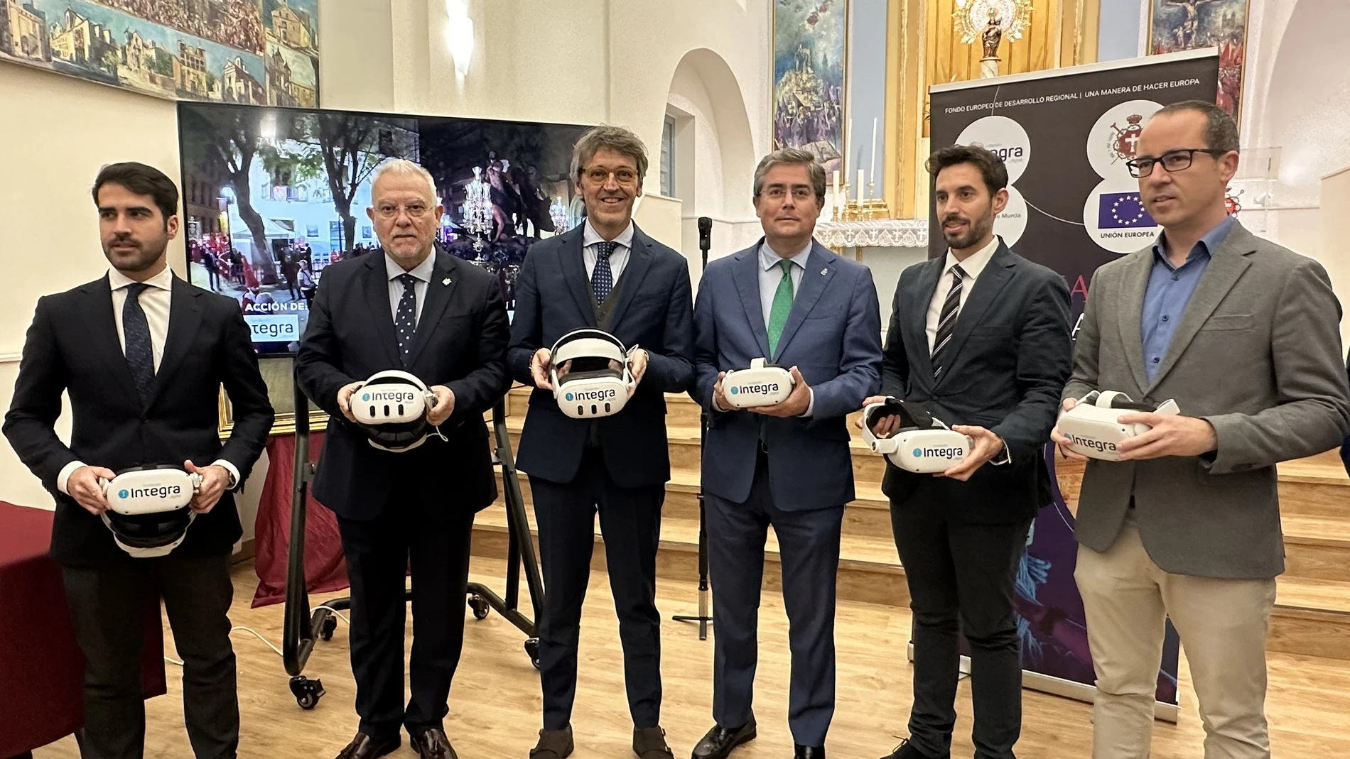 Presentación de la aplicación de realidad inmersiva 360º que permite sumergirse de manera virtual en la Semana Santa de Murcia