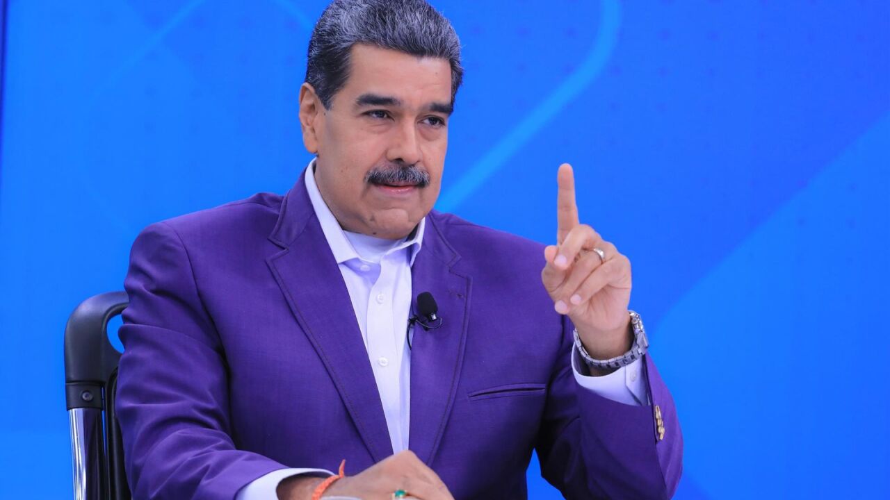 アルゼンチン航空機のベネズエラ上空飛行禁止をめぐりミレイ氏とマドゥロ氏が外交衝突