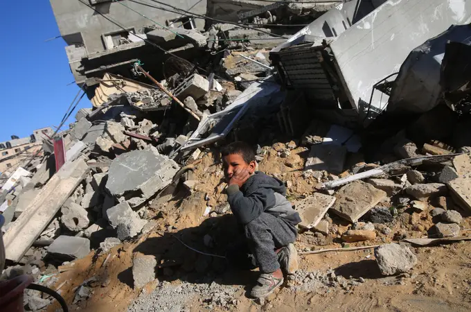 Al menos cinco muertos en un ataque israelí contra un centro de distribución de alimentos de la UNRWA en Gaza