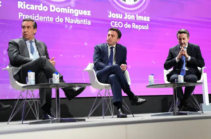 Los líderes de la industria española apuestan por la IA como motor de crecimiento y urgen su adopción en las pymes